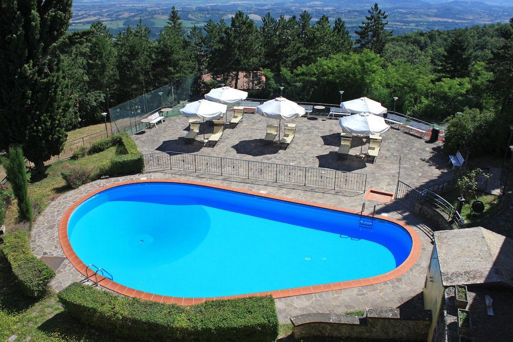 La Torre Ai Mari Hotell Sarteano Exteriör bild