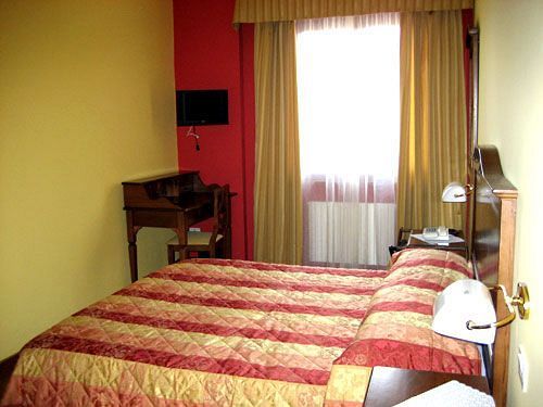 La Torre Ai Mari Hotell Sarteano Exteriör bild